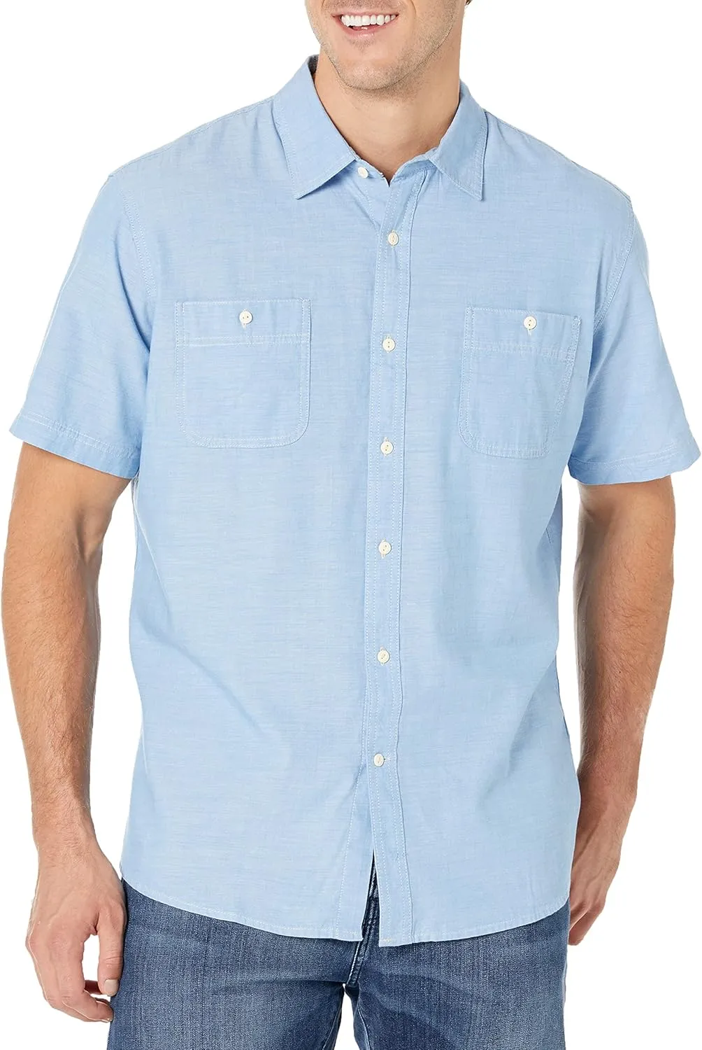 Amazon Essentials Men's Regular-Fit, Short-Sleeve Button-Down Chambray Shirt
