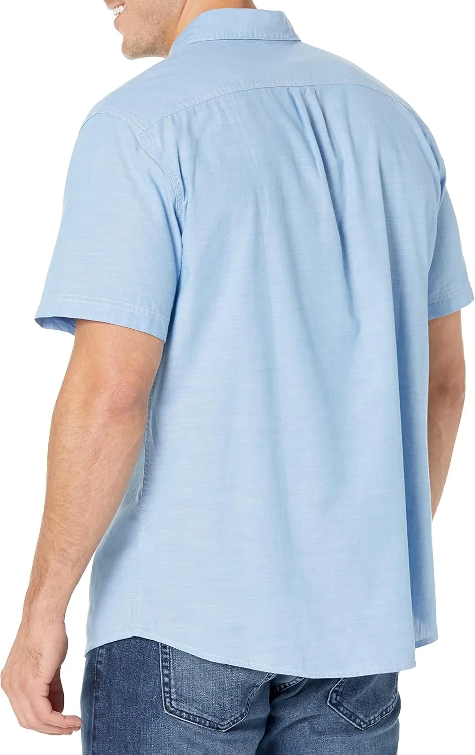 Amazon Essentials Men's Regular-Fit, Short-Sleeve Button-Down Chambray Shirt