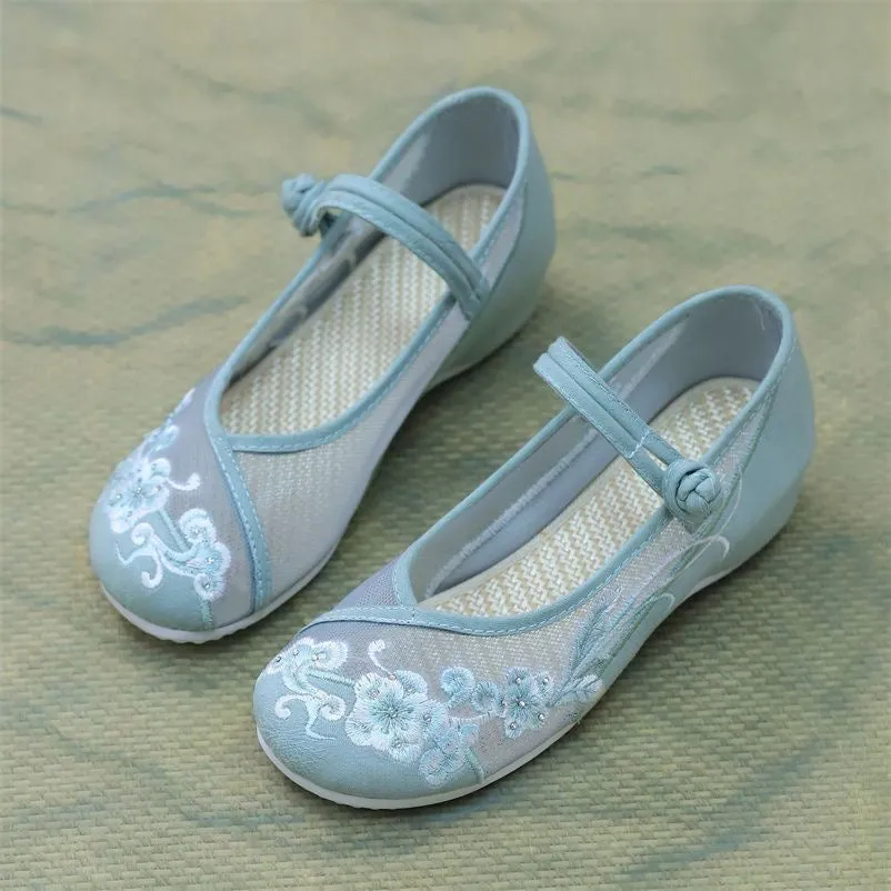 Hanfu Shoes: Sheer Floral