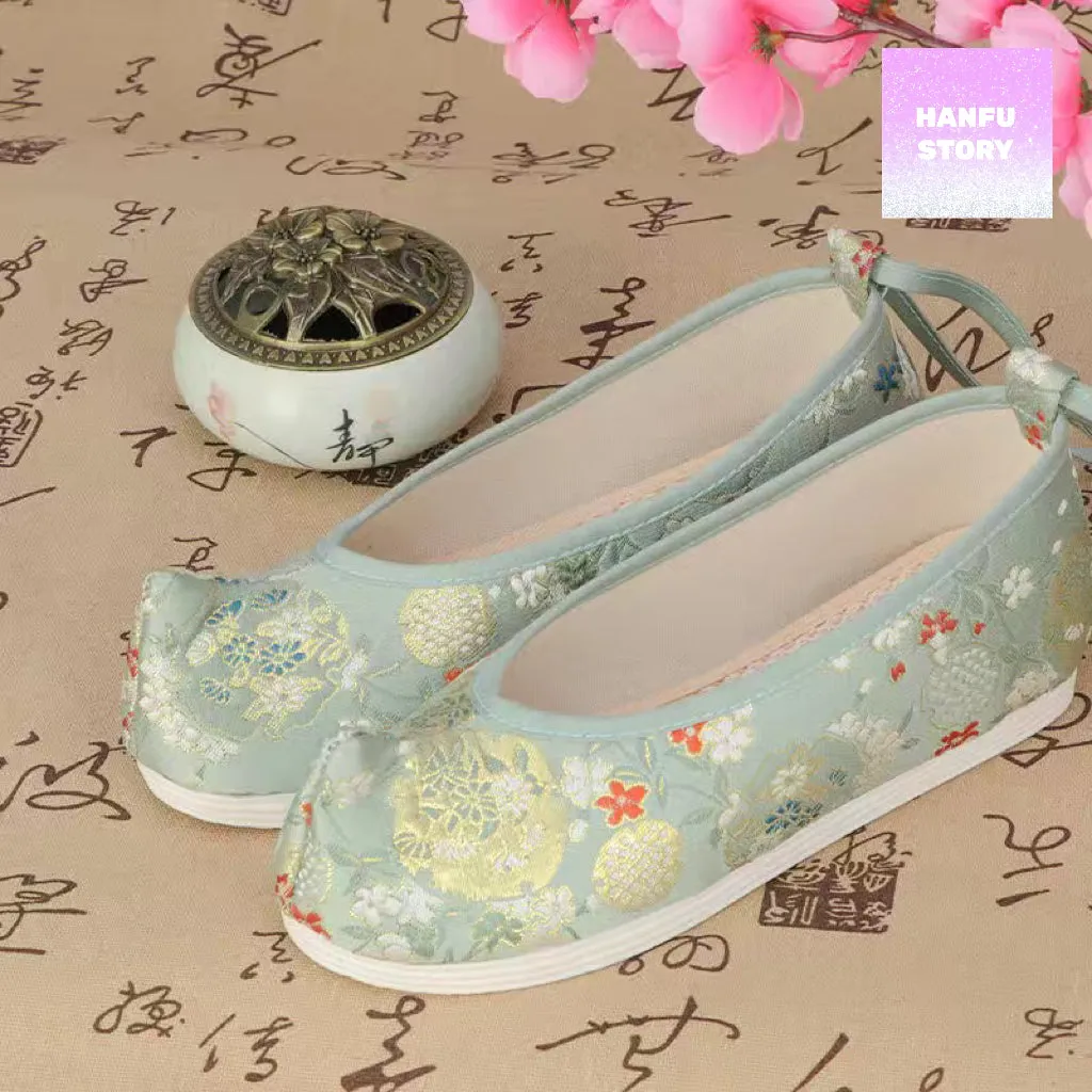 Hanfu Shoes: Shimmer