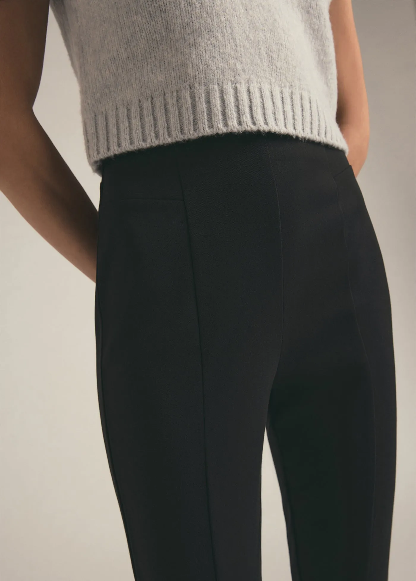 THE SUITS YOU LEGGING